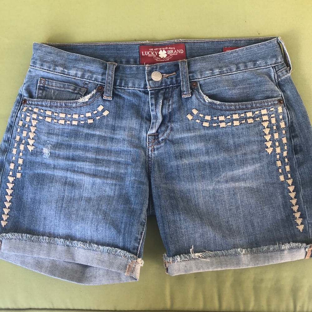 Lucky Brand shorts blue jean denim beachcomber embroidered women’s size 0/25
